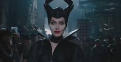 Maleficent-Dream-Trailer-2014