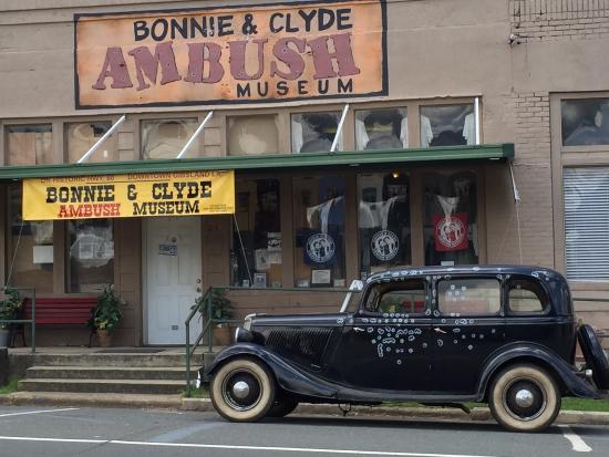 Bonnie and Clyde Ambush Museum